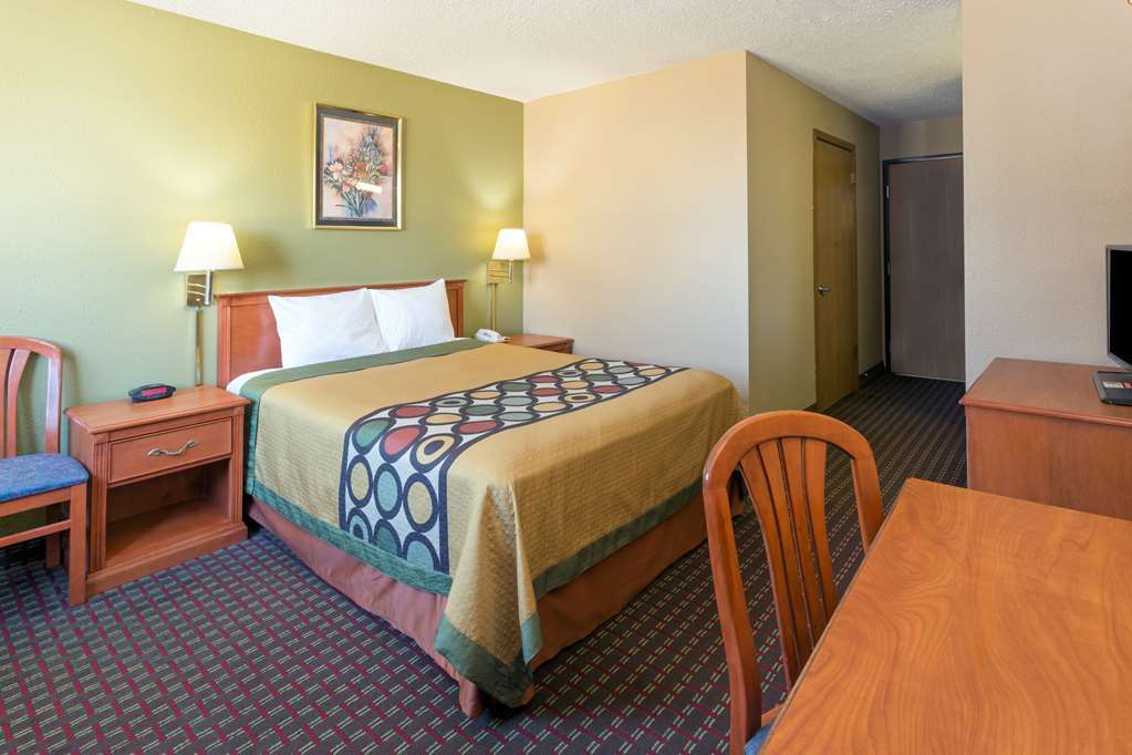 Super 8 By Wyndham Mendota I-39 Otel Oda fotoğraf